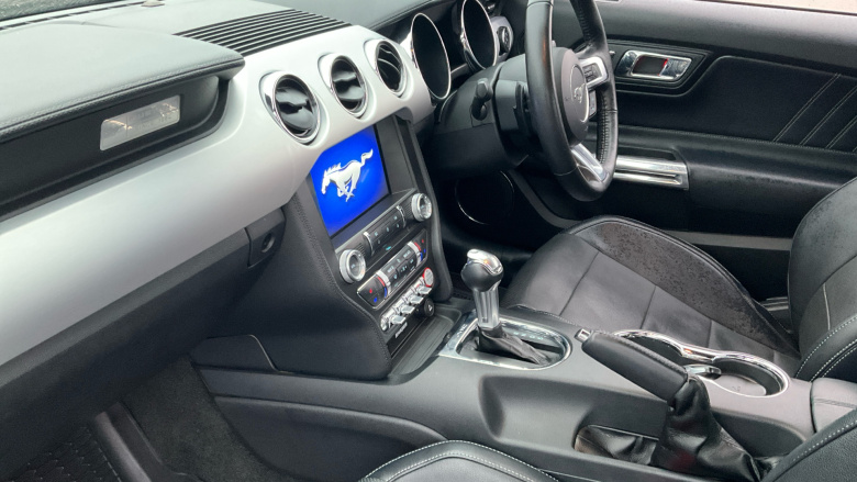 Ford Mustang 5.0 V8 GT 2dr Auto Petrol Coupe